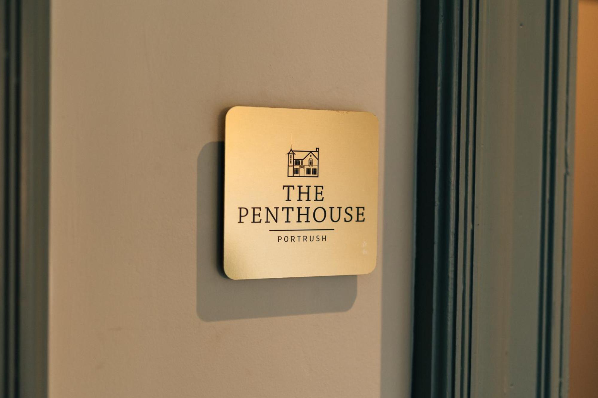 Bank Apartments Portrush Chambre photo